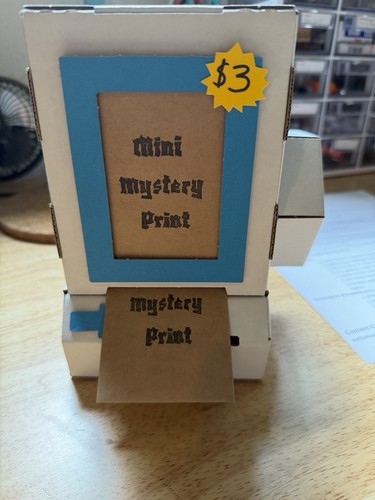 Mini mystery vending machine - mini,