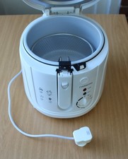 2.5L Cookworks DF5318 Deep Fat Fryer 1800W New & Unused.