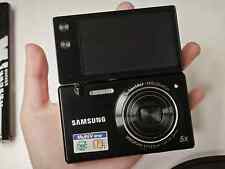 Samsung MV800 Flip-out Touch