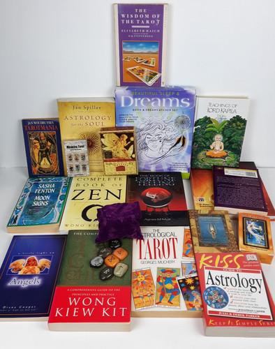 Bundle spiritual items - of,