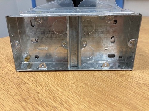 Metal back box - x, 5