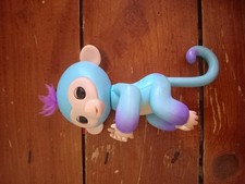 Fingerlings Monkey