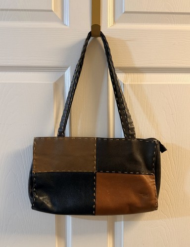 The sak black - black, tan