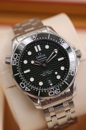 Omega seamaster 300m green - seamaster,