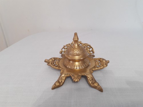 Vintage small inkwell - small,