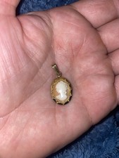 Vintage Gold Cameo Pendant of A Young Lady
