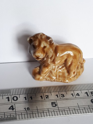Wade whimsies animal figurine - wade,