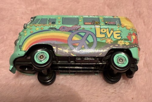 Fillmore hippie diecast - fillmore,
