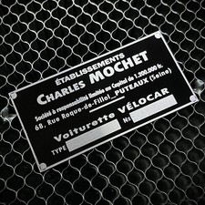 Manufacturer plate Mochet