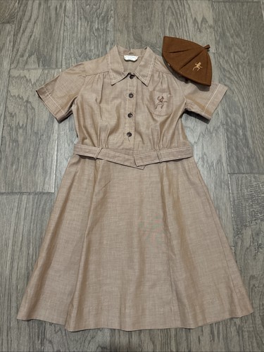 Official girl scouts brownie - official,