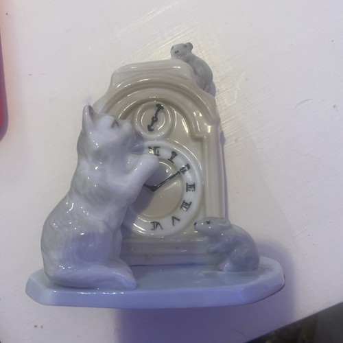 Grey cat figurine - grey,