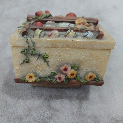 Vintage country cottagecore - country,