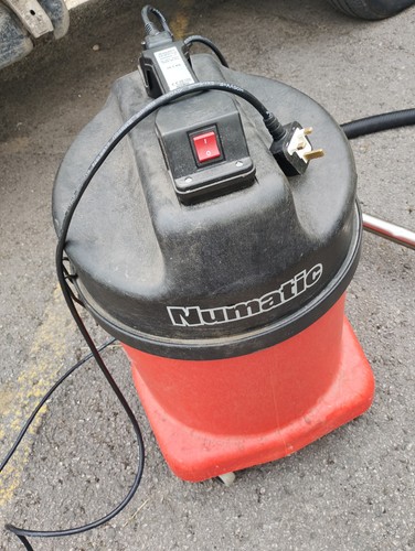 Numatic vacuum cleaner - numatic,