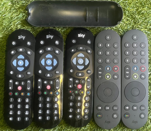 Sky remote control 2x - 5,