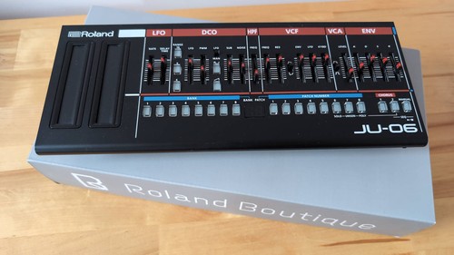 Roland synthesizer - roland, ju-06