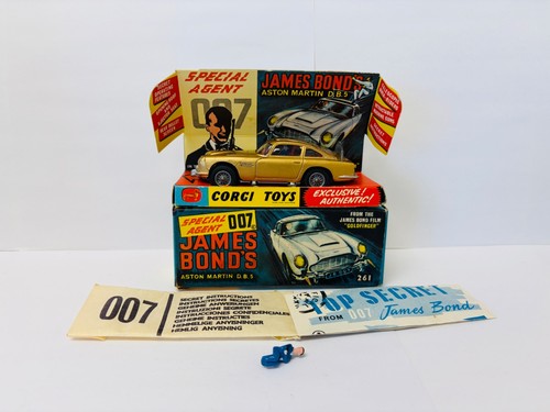 Corgi toys 261 james - toys,