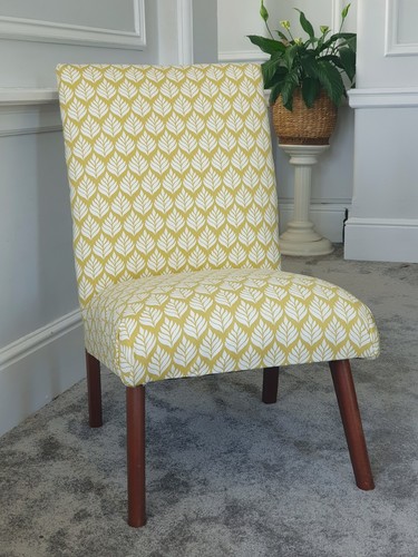 Slipper chair mid - chair,