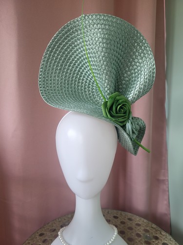 Green straw formal fascinator