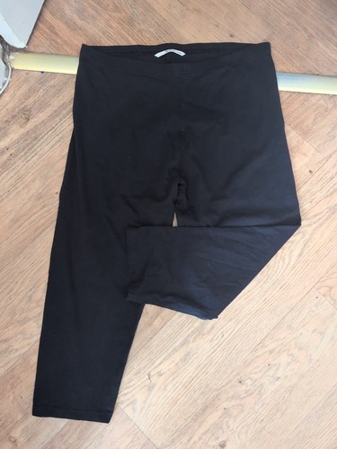 Woman black crop - 16-18,