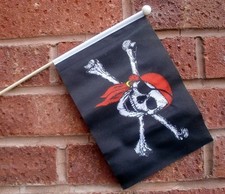 PIRATE BANDANA HAND WAVING