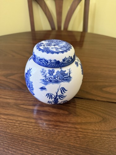 Vintage willow pattern - vintage,