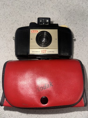 Vintage bakelite kodak brownie - vintage,