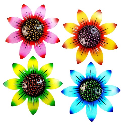 Brand new metal flowers wall - brand,