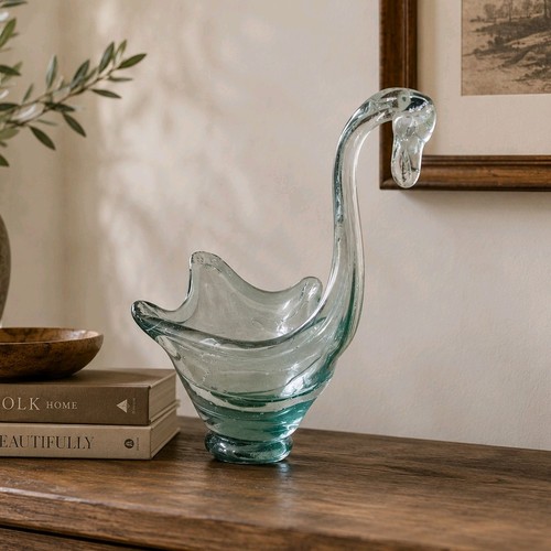 Vintage art glass - swan, bowl