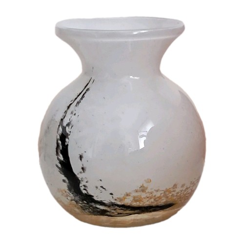 Vintage art glass vase - glass,