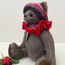 One kind artist bear - one,