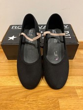 Roch Valley Black canvas