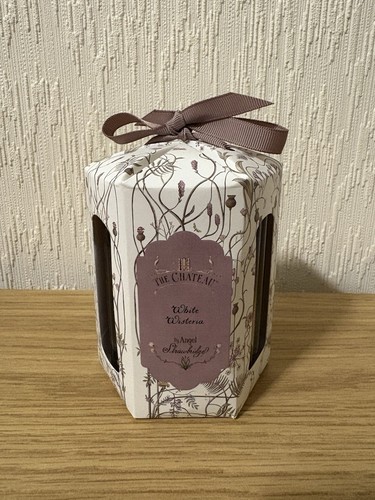 The chateau white - white, wisteria