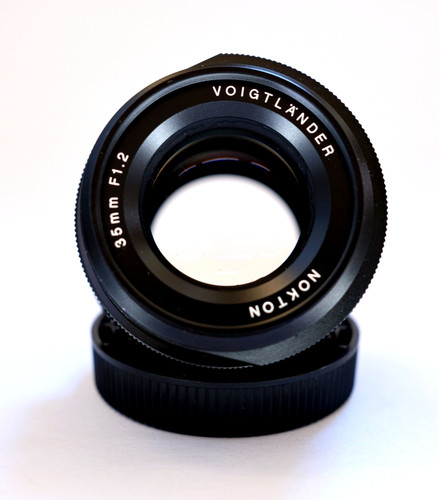 Voigtlander nokton 35mm 2 - 35mm, f1.2