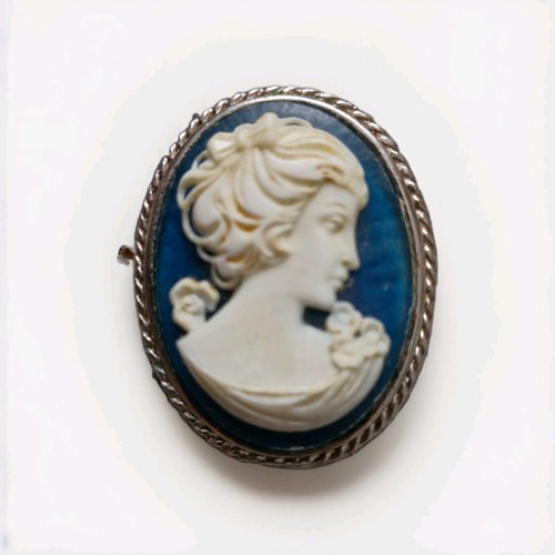 Vintage cameo compact - compact, perfume
