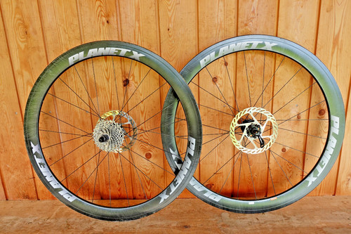 Planet carbon gravel - planet, disc