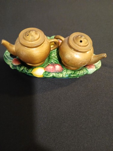 Vintage tea pot salt - salt, &
