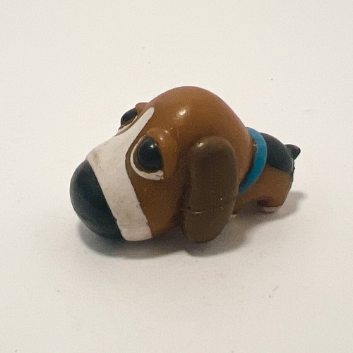 The dog beagle mini figure - dog,