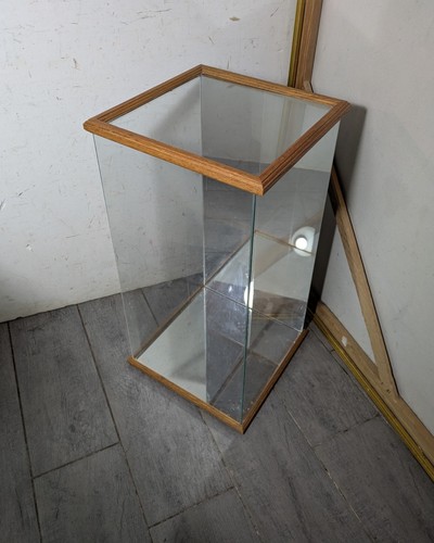 Vintage oak wood - oak, glass