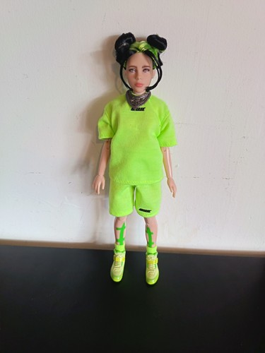 Billie eilish doll live los - billie,
