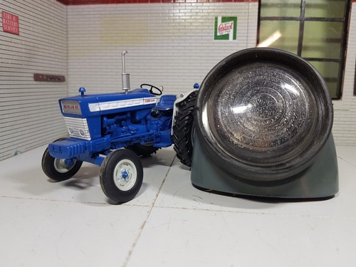 Ford force wing mounted - wing,