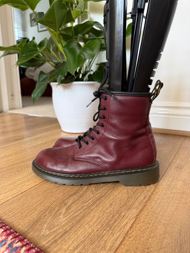 Burgundy ankle high - , dr