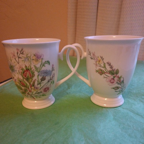 Aynsley fine bone - china, mugs