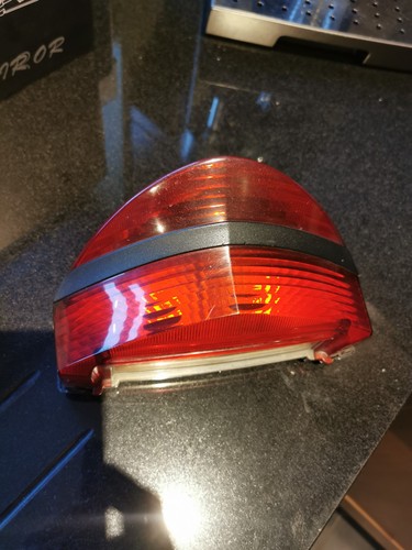 Honda cbr929rr rear light - honda,
