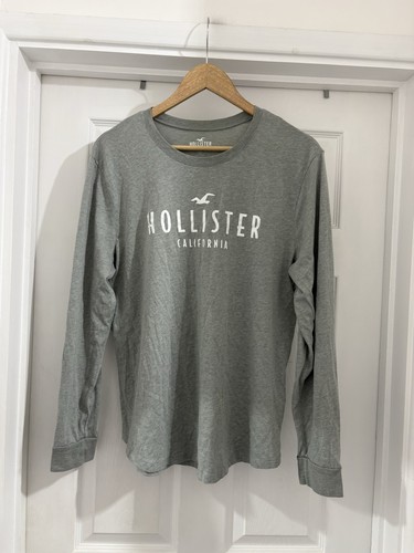Lovely women hollister - lovely,