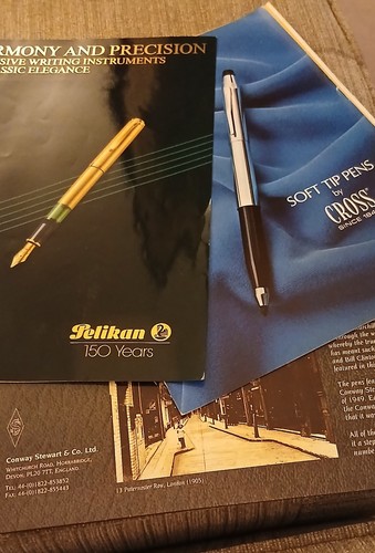 Fold out pen leaflets - out,