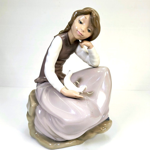Lladro nao large porcelain - nao,