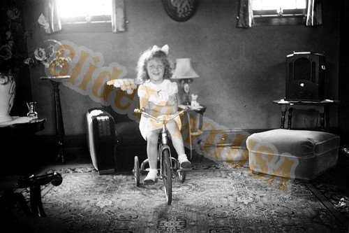Vtg 120 negative - b&w,