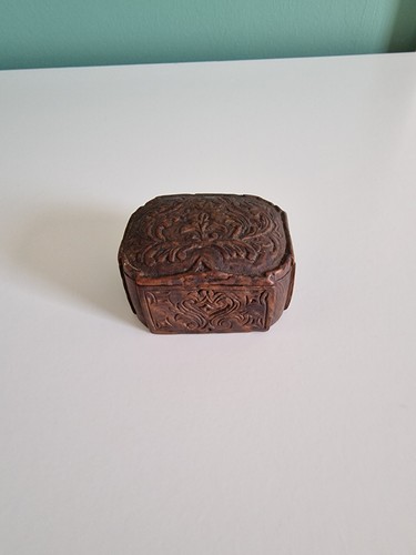 Antique carved boxwood snuff - carved,