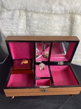 Vintage Musical Ballerina