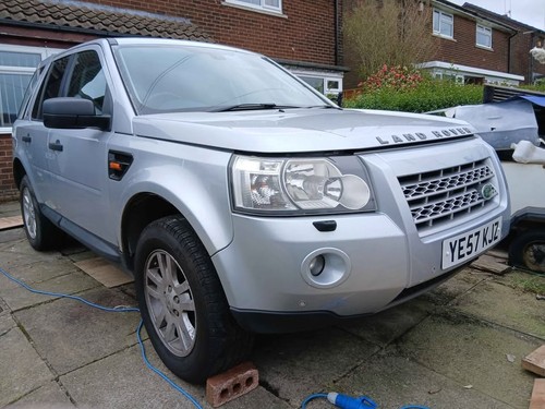 Land rover freelander - land, 2